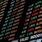 Sell in May’: maio é o pior mês do ano do Ibovespa em 3 anos, mas será que é hora de ‘ir embora’?
